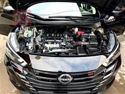 نيسان فيرسا